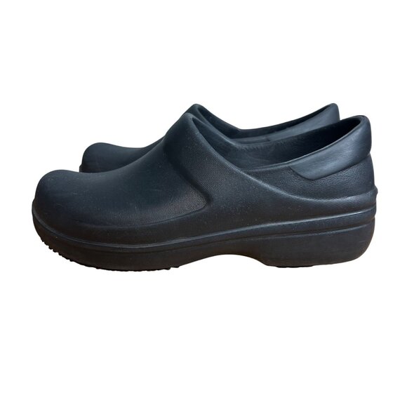 Crocs Neria Pro II Slip On Work Clogs‎ Womens Size 9 205384 Black Rubber Wedge - Picture 1 of 8